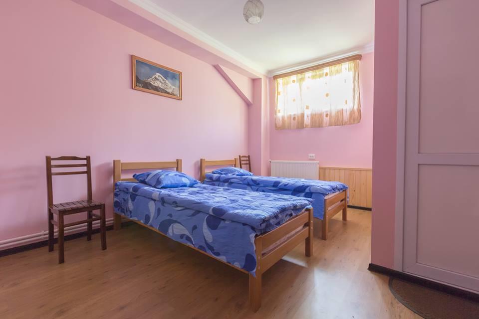 Hotel Nini Kazbegi Esterno foto